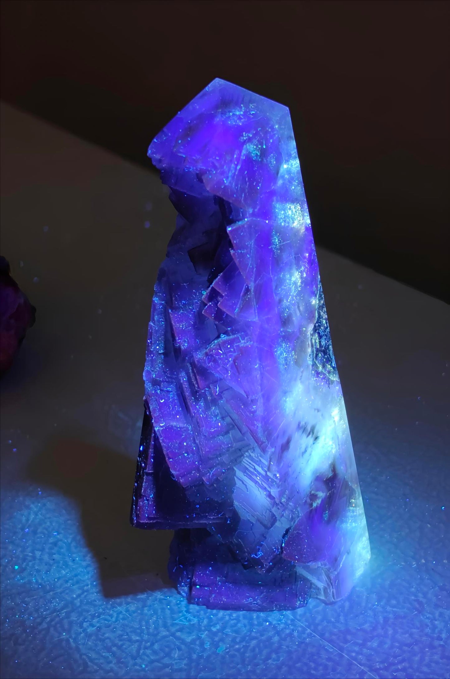 (UV) Cubic Fluorite (Very Rare)