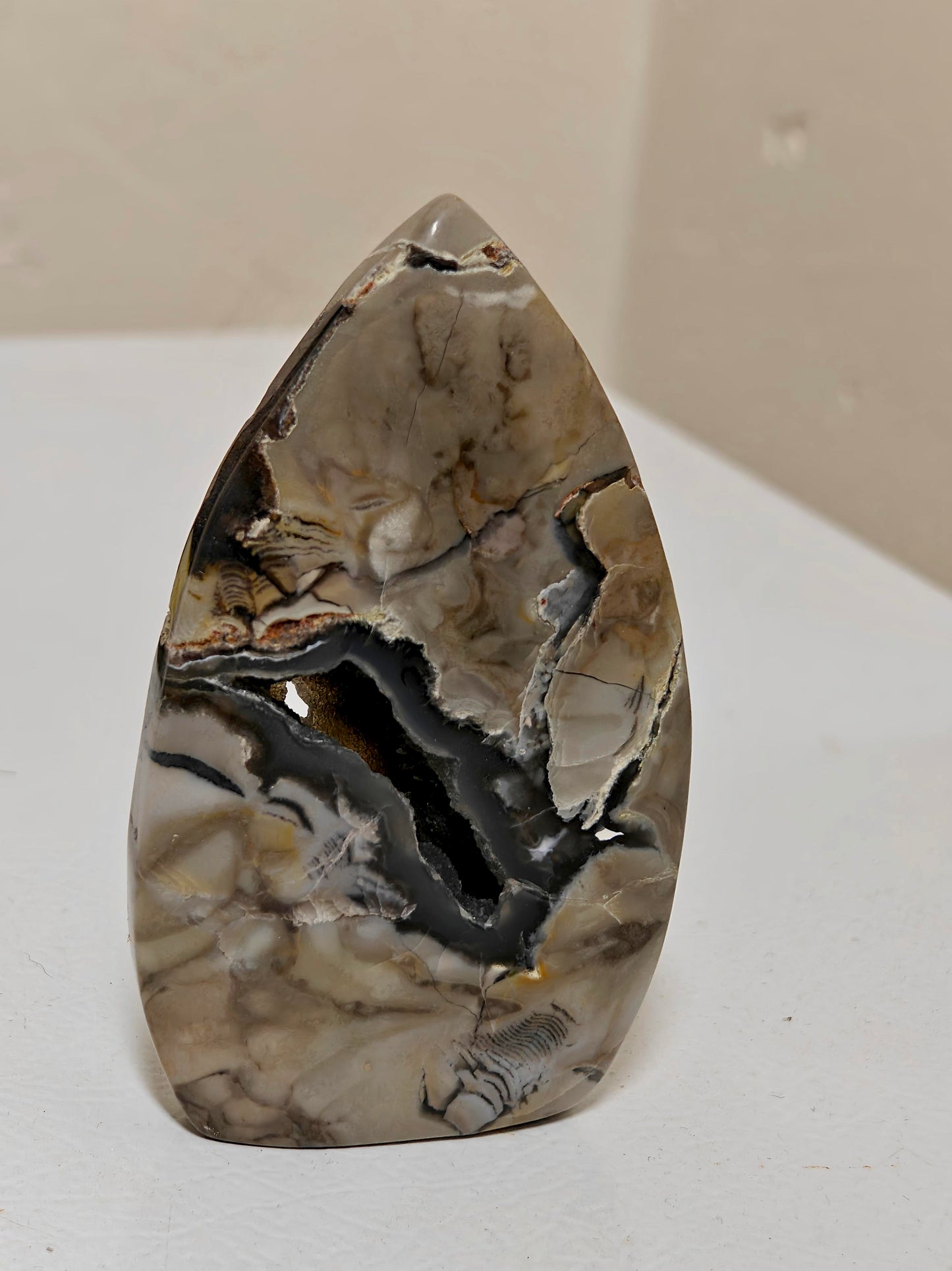 (UV) Volcanic Agate Tear Drop